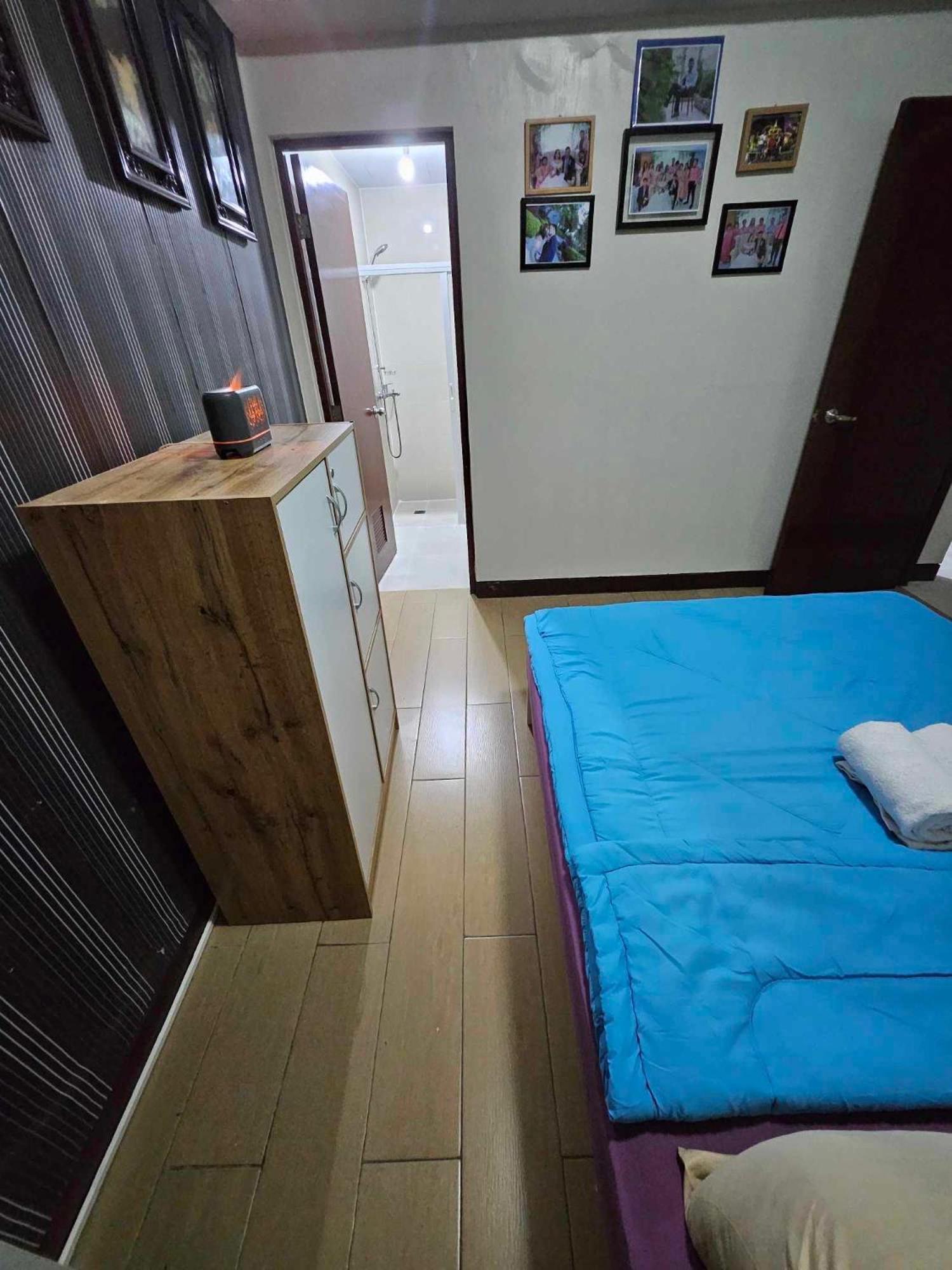 Cubao Manhattan Heights Unit 5A Tower C Кесон-Сіті Екстер'єр фото