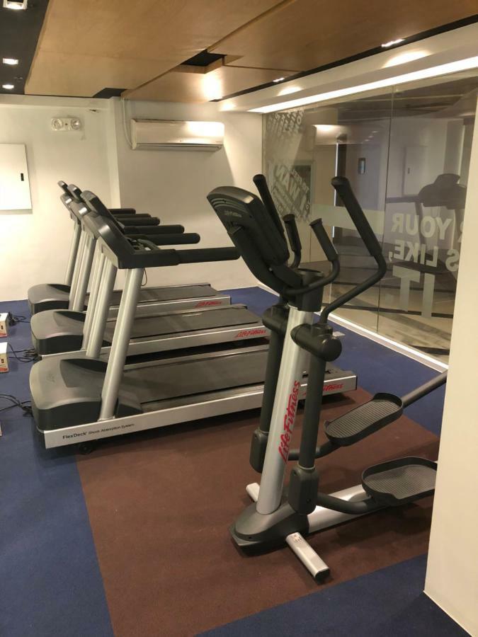 Cubao Manhattan Heights Unit 5A Tower C Кесон-Сіті Екстер'єр фото