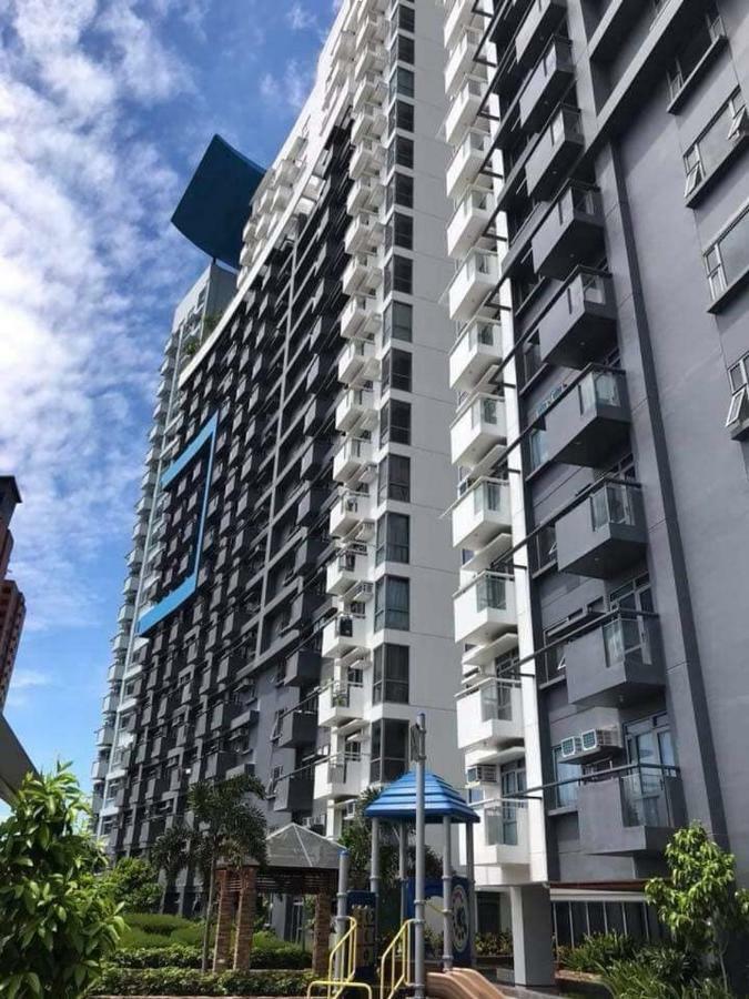 Cubao Manhattan Heights Unit 5A Tower C Кесон-Сіті Екстер'єр фото