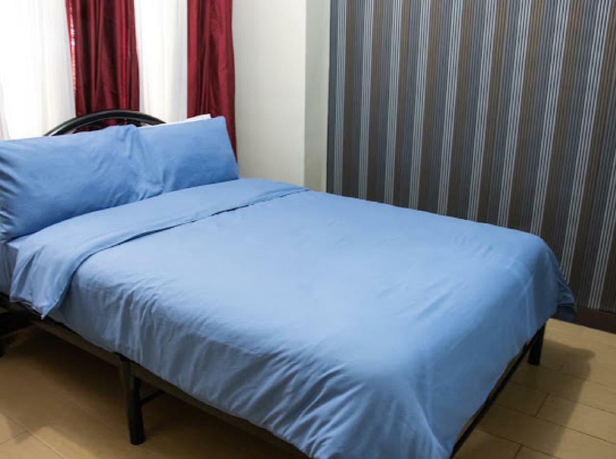 Cubao Manhattan Heights Unit 5A Tower C Кесон-Сіті Екстер'єр фото